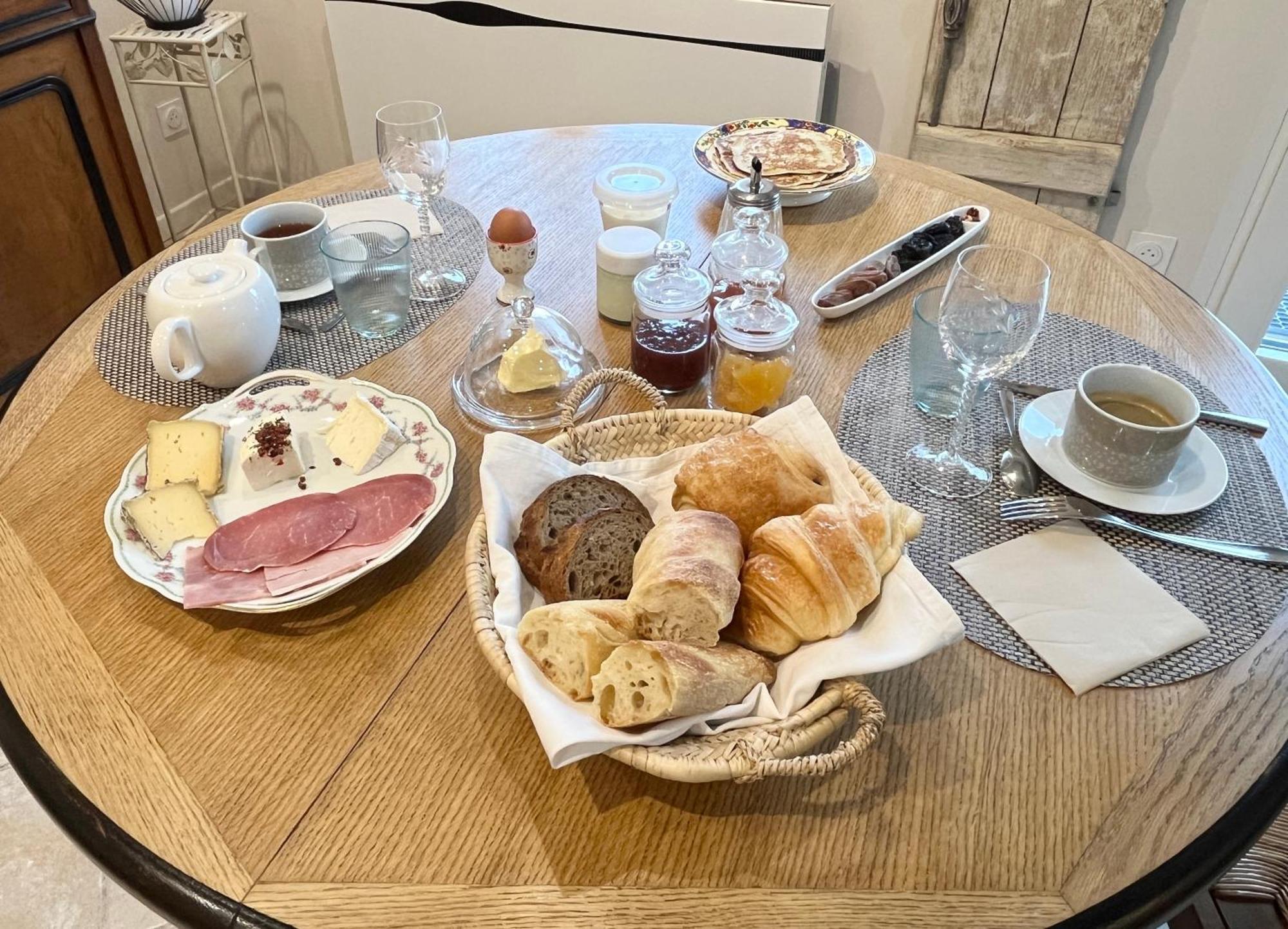 Maison Colette Sainte-Maure Екстериор снимка